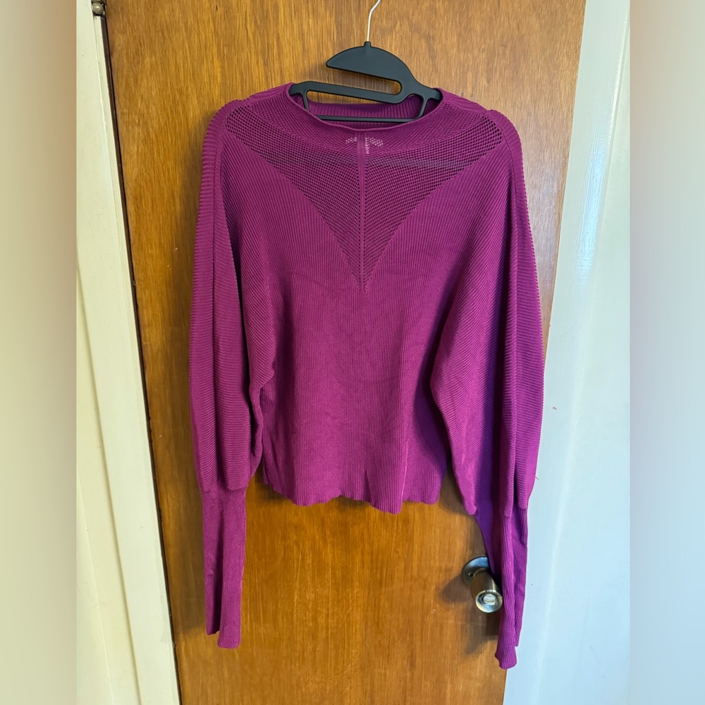 NWOT Bar III Size XL Fuchsia Textured Dolman Sleeve Crop Top Sweater